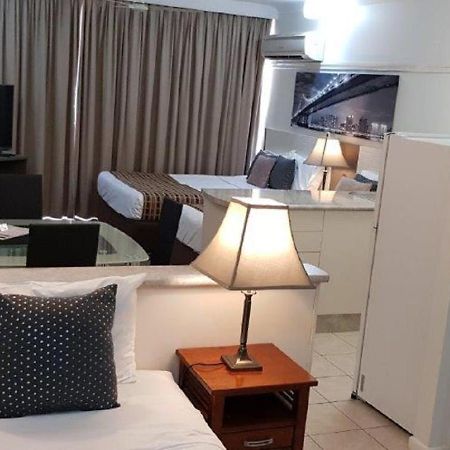 Reef Palms Motel Кернс Екстериор снимка
