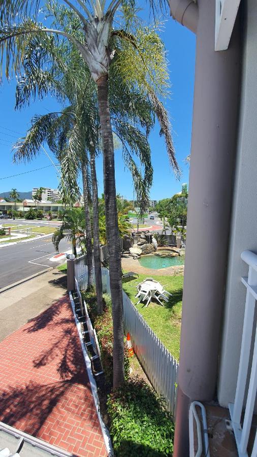 Reef Palms Motel Кернс Екстериор снимка